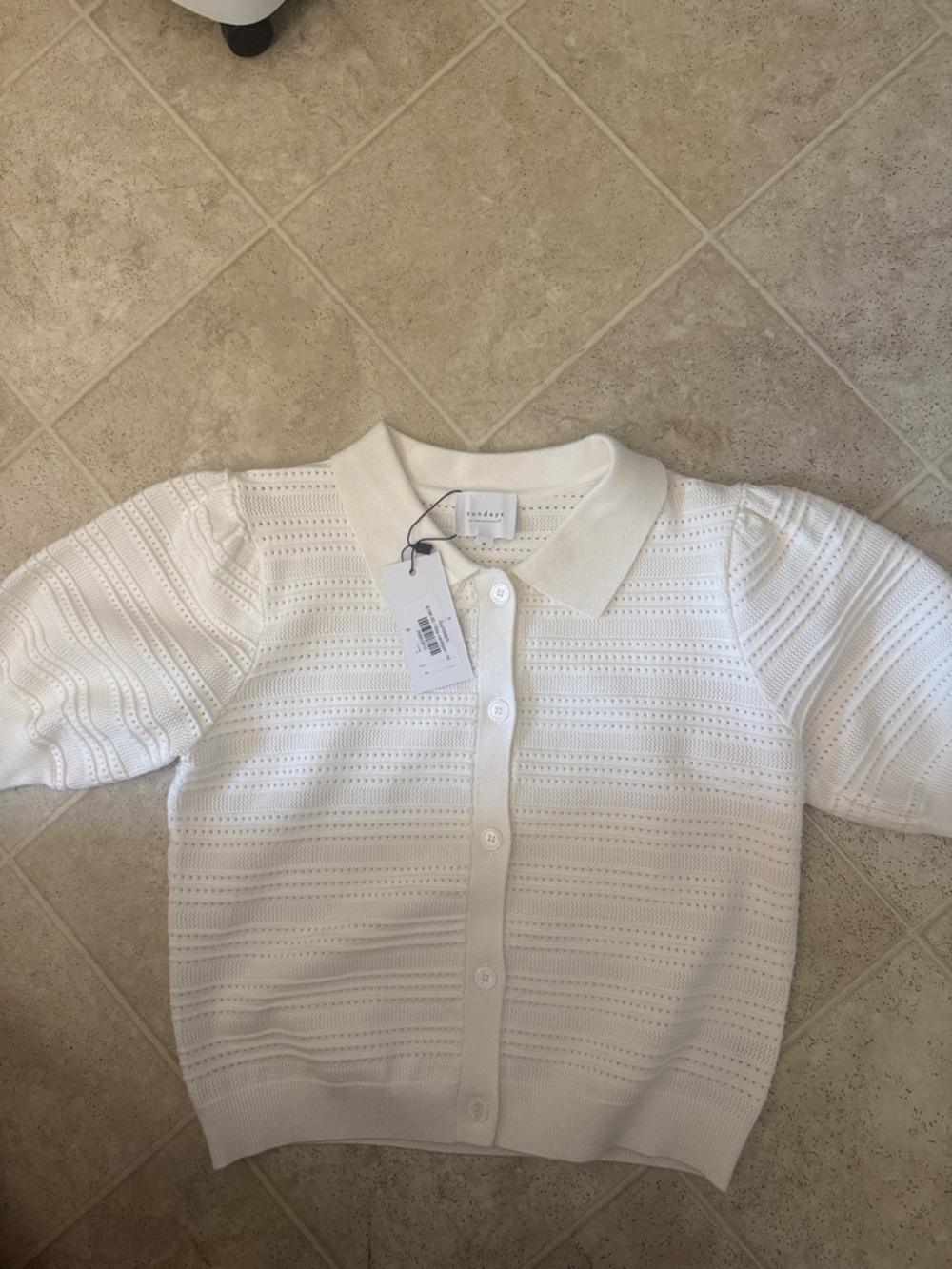 Sundays White Short-Sleeve cotton Knit Button Cardigan, size M, NWT